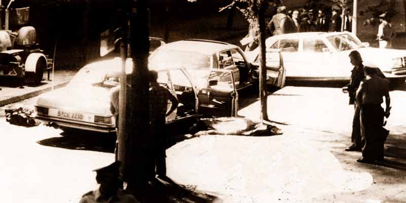 La scena del rapimento di Martin Schleyer avvenuto a Colonia il 5 settembre 1977. La tecnica del rapimento è molto simile a quella adottata dalle Br in via Fani